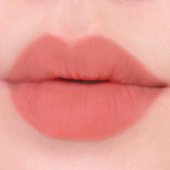 Amuse Seoul Dew Velvet 05 Seouler texture swatch demonstrates a lightweight, creamy blend.