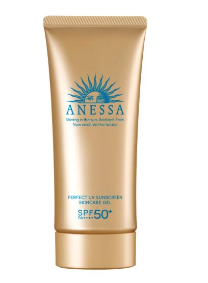 Anessa Perfect UV Skin Care Gel N Sunscreen main unit on skin provides lightweight protection.