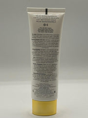 AngelicMisto Jafra Royal Revitalize cream texture shown for smooth application.