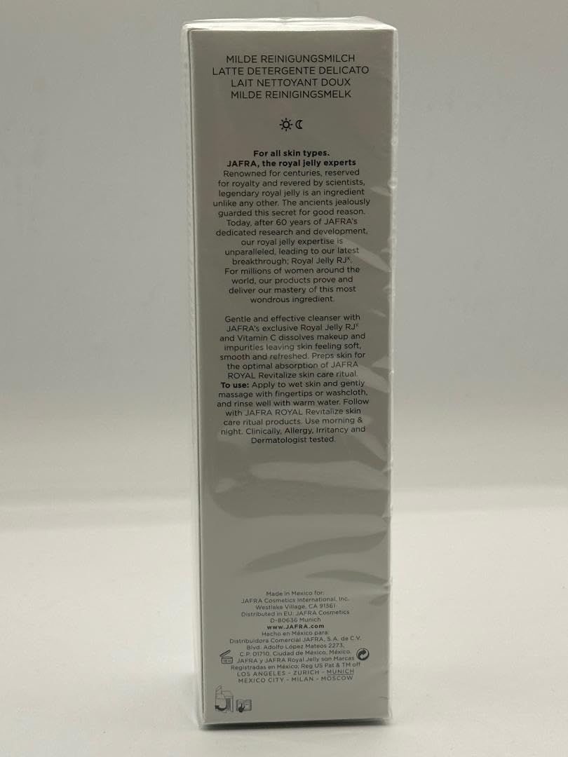 AngelicMisto Jafra Royal Revitalize pump dispenser enables controlled dose.