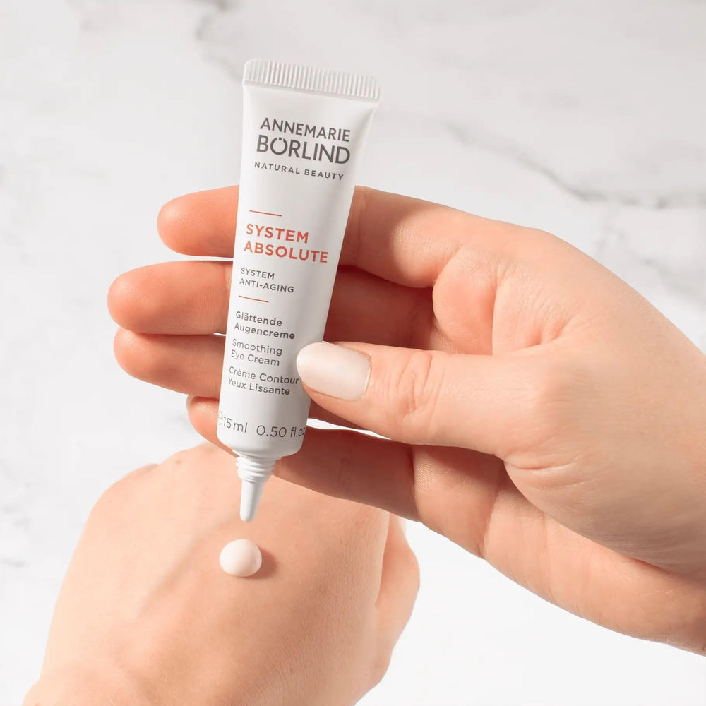 ANNEMARIE BÖRLIND System Absolute Eye Cream with a clean formula free from silicones and oils.