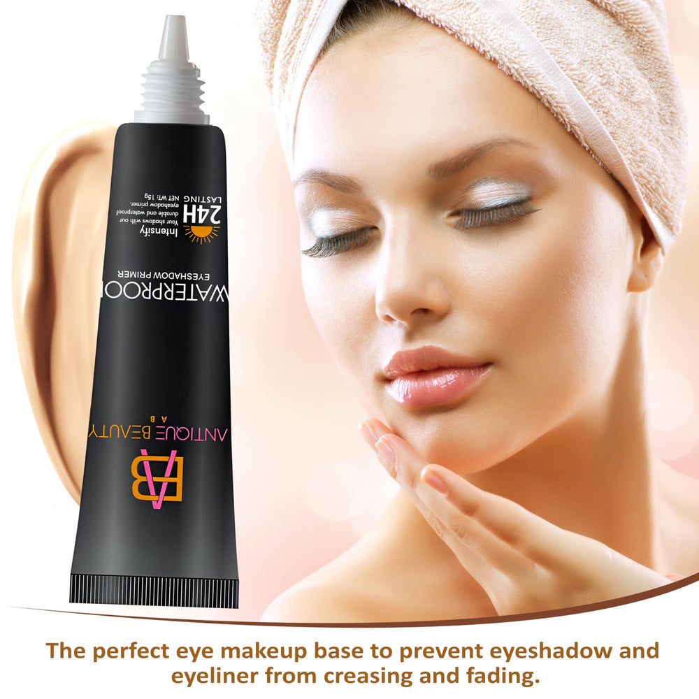 Crease-test image showing durable performance on the eyelid with Antique Beauty primer.
