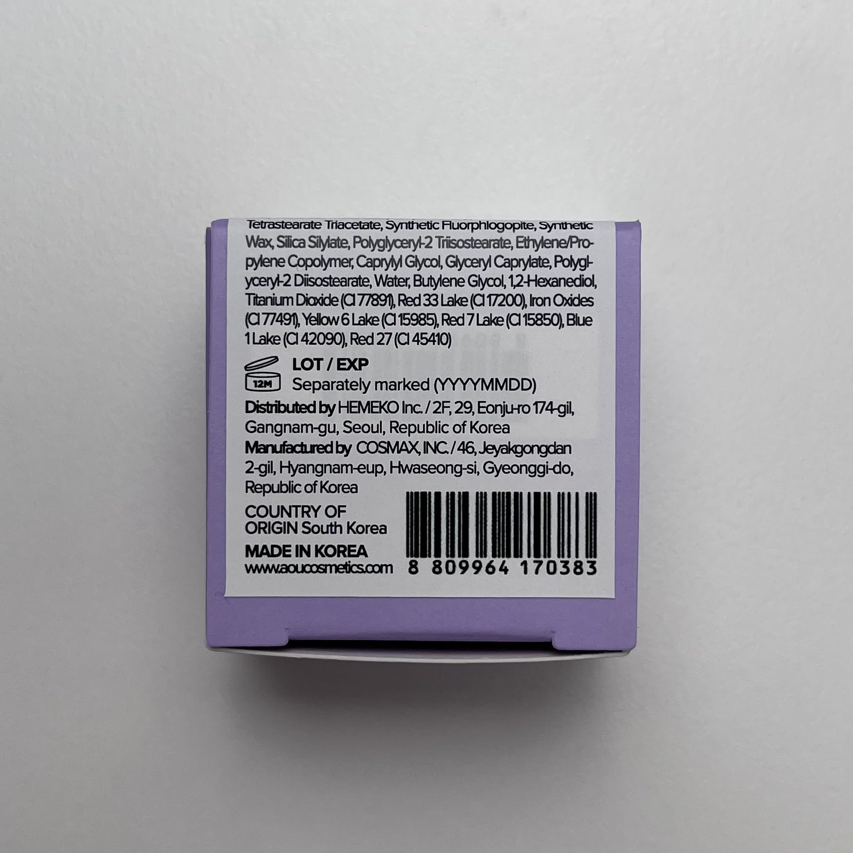 AOU Glowy Tint Balm with fruit extracts adds moisture and shine