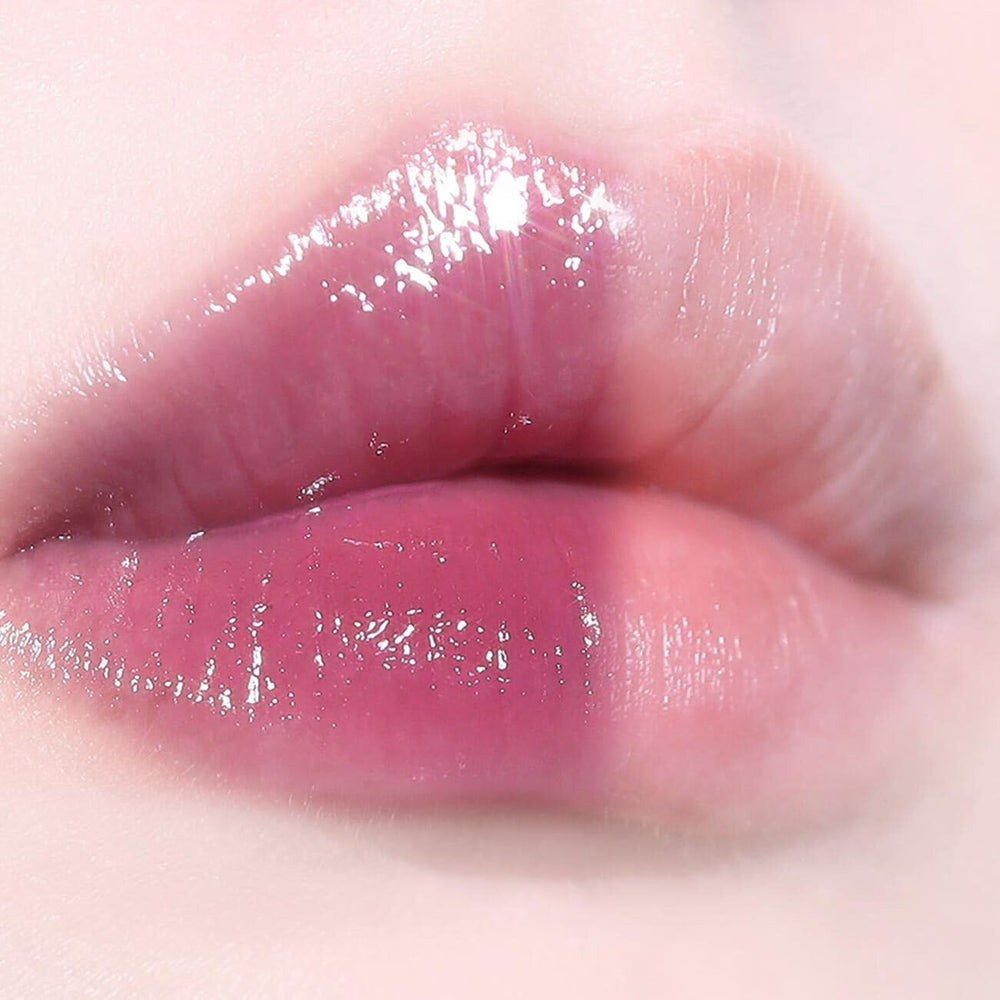AOU Glowy Tint Balm melts smoothly across the lips