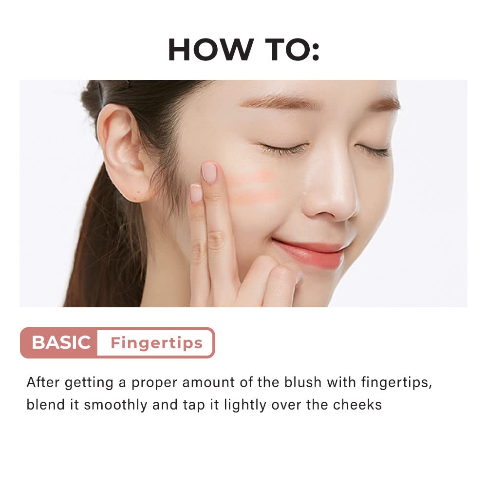 Natural pink-peach flush of A'PIEU Juicy-Pang PK01 on cheeks