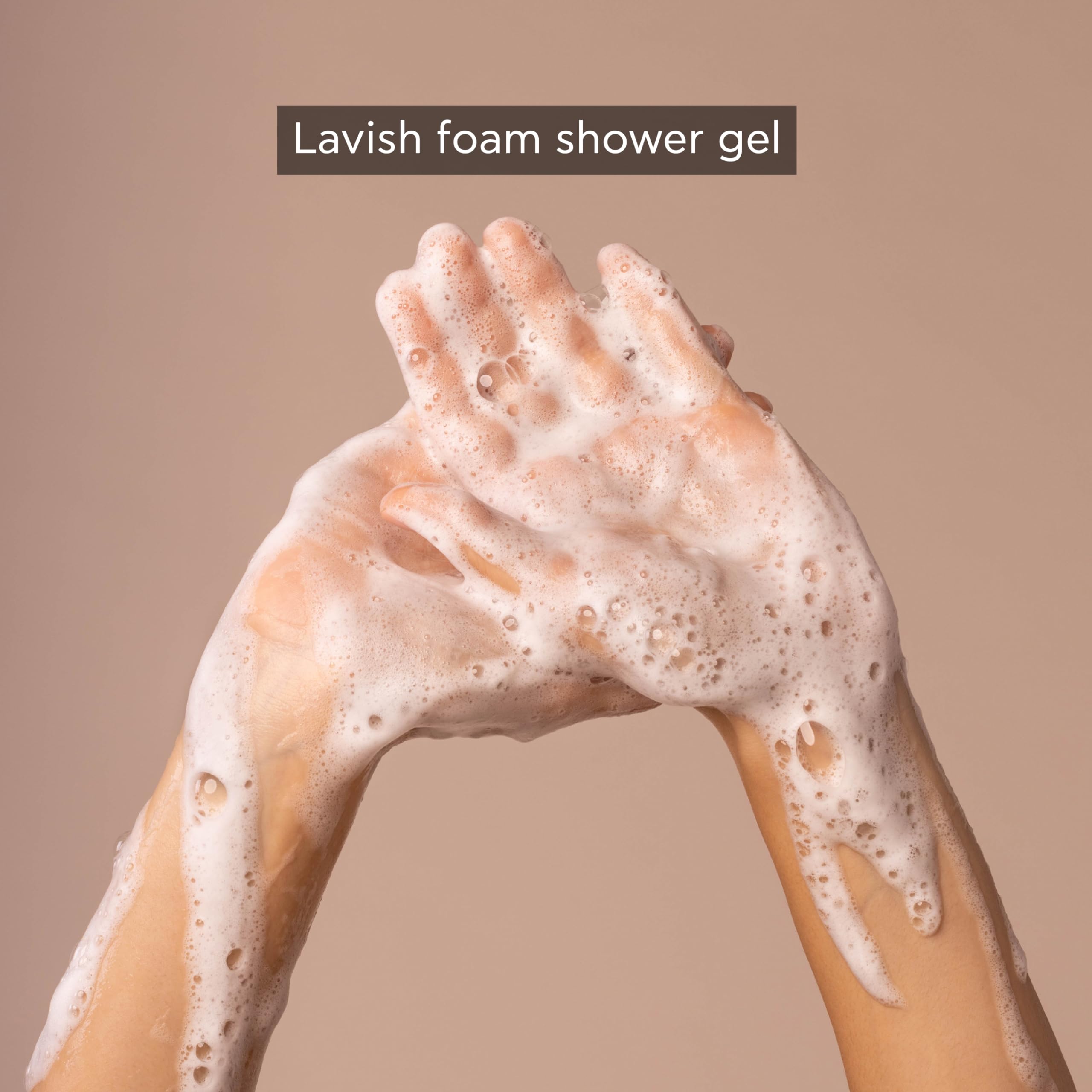 APIVITA Shower Gel ingredients close-up shows aloe, lavender, and panthenol for skin comfort