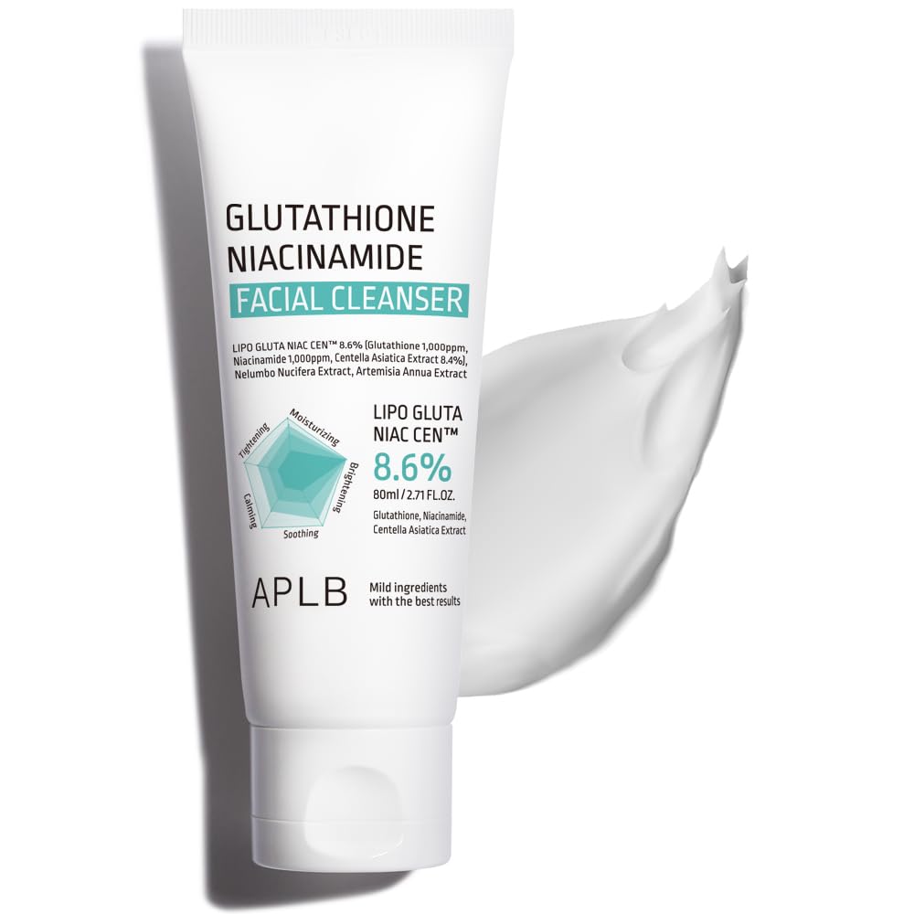 APLB Glutathione Niacinamide Cleanser bottle offers a brightening, refreshing cleanse.