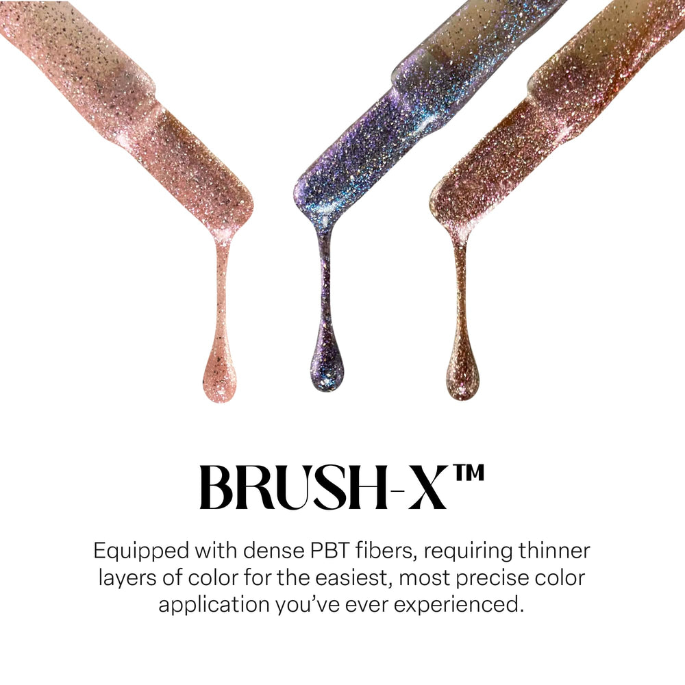 APRÉS Velvet Cat Eye finish adds multidimensional depth to nails.