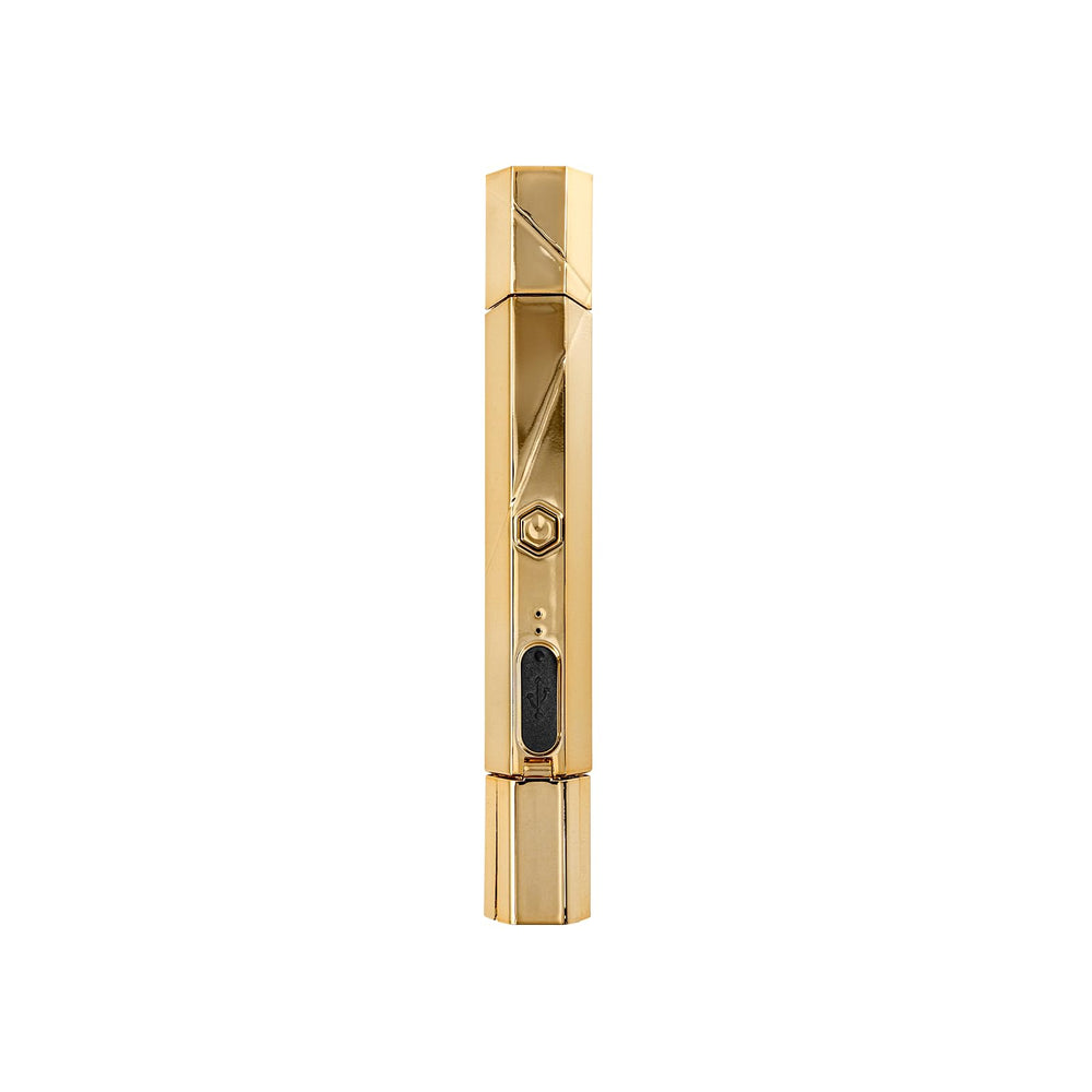 APRÉS Omni Light handheld use enables convenient on-site client curing.
