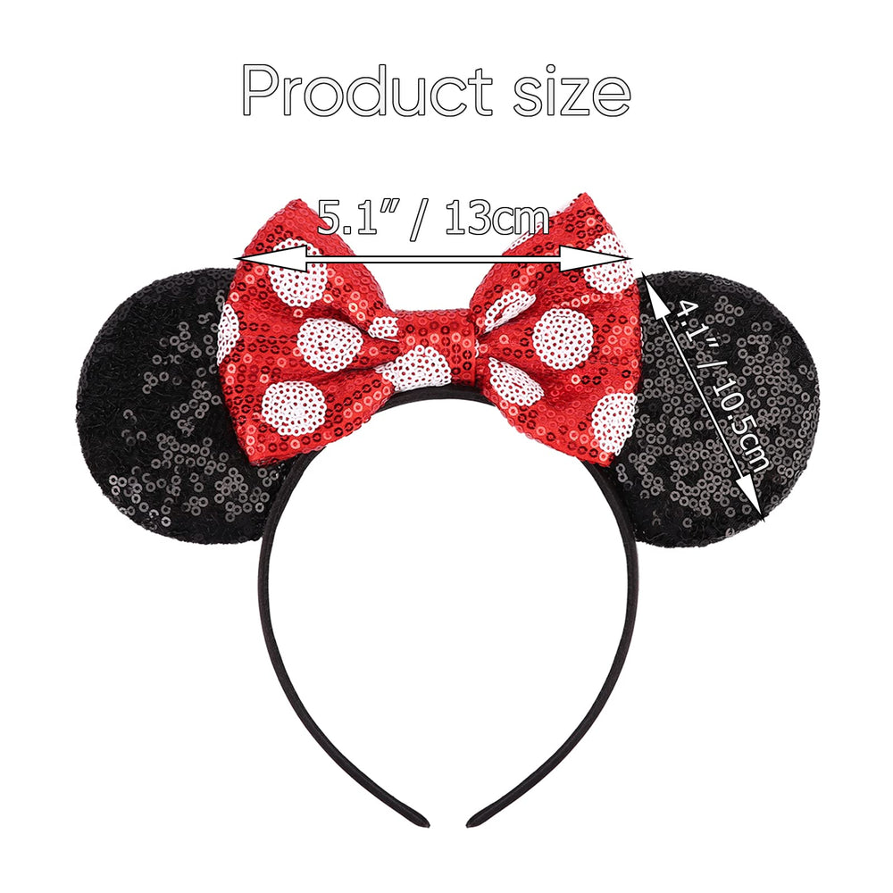AQOKKA sequined ears detail adds sparkle for festive outfits