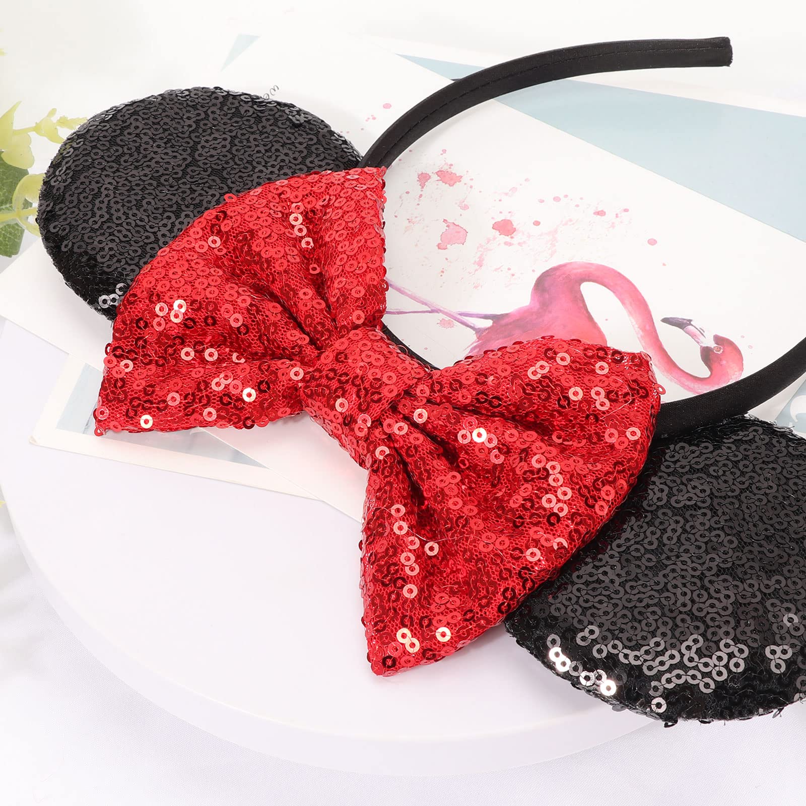 AQOKKA stretchable headband provides comfortable all-day fit