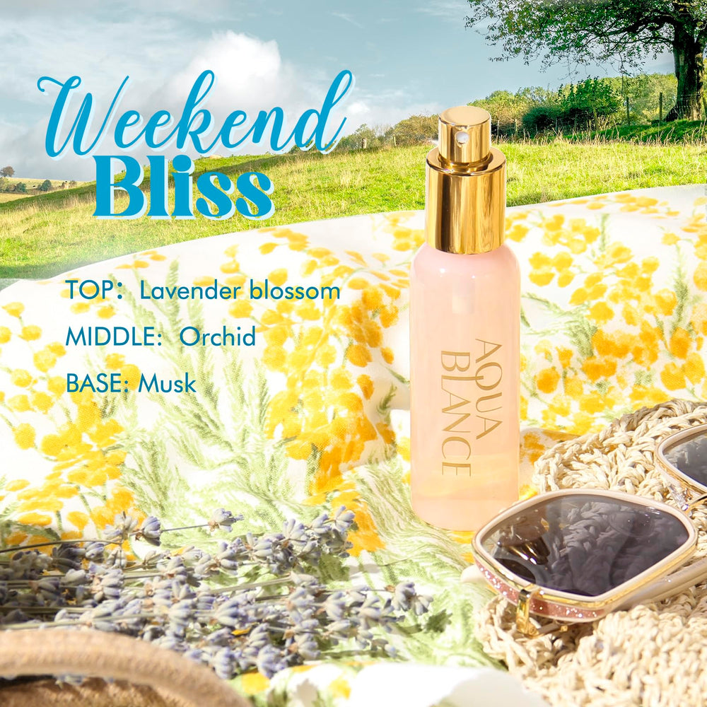 AQUA BLANCE Floating Dreams bottle mist capturing fruity notes for a refreshing pick me up.