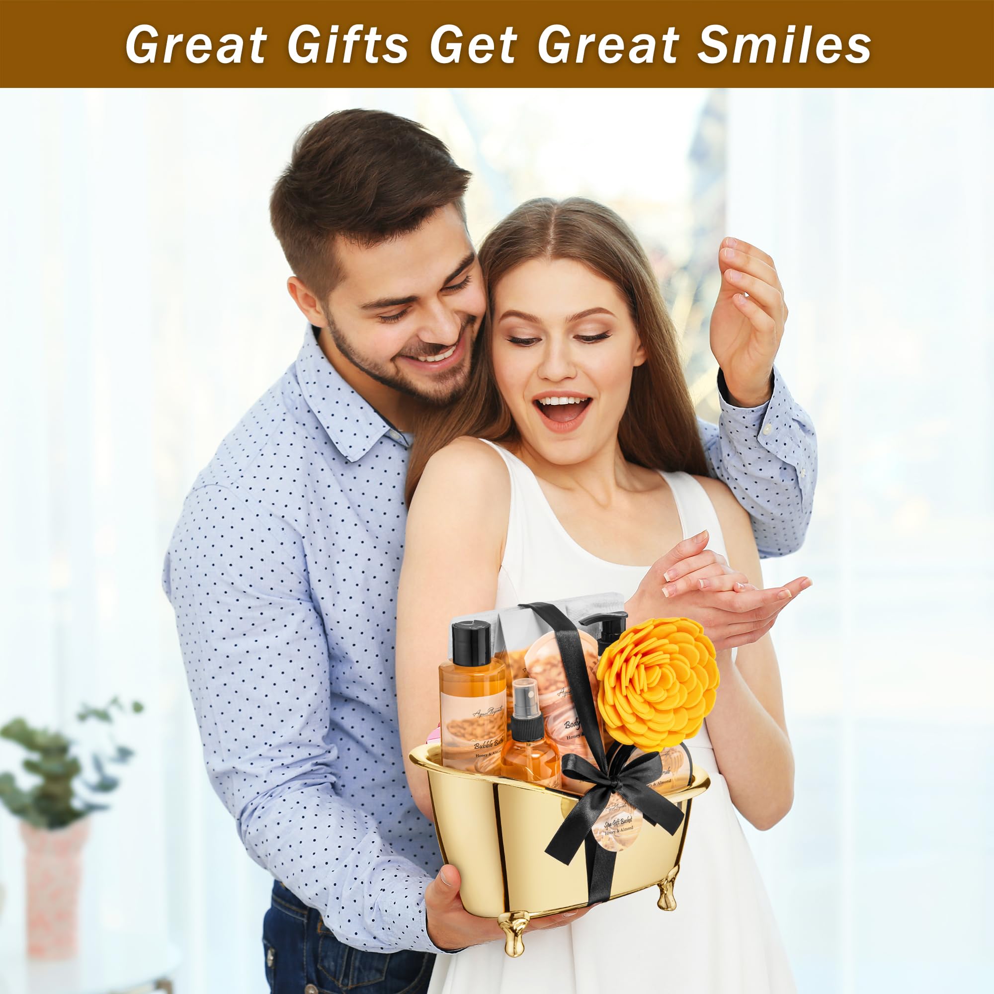 Aqua Elegante bath salts in a glass jar for a relaxing soak