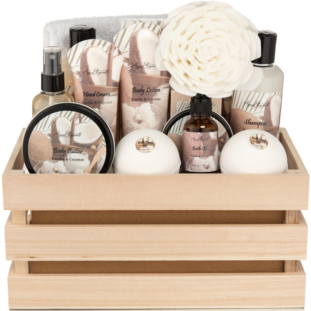 Aqua Elegante bath spa gift set packaging showcases premium presentation for gifting.
