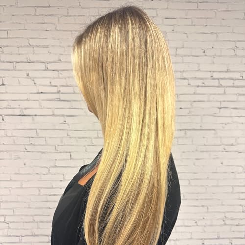 Aquage Uplifting Foam dispense action highlights quick, controlled release.