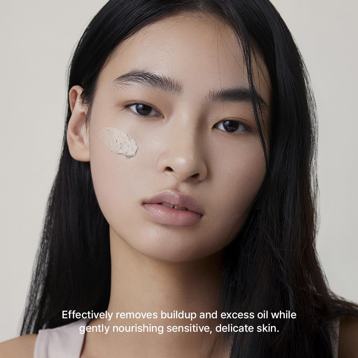 ARENCIA soft-texture cleanser suitable for all skin types.