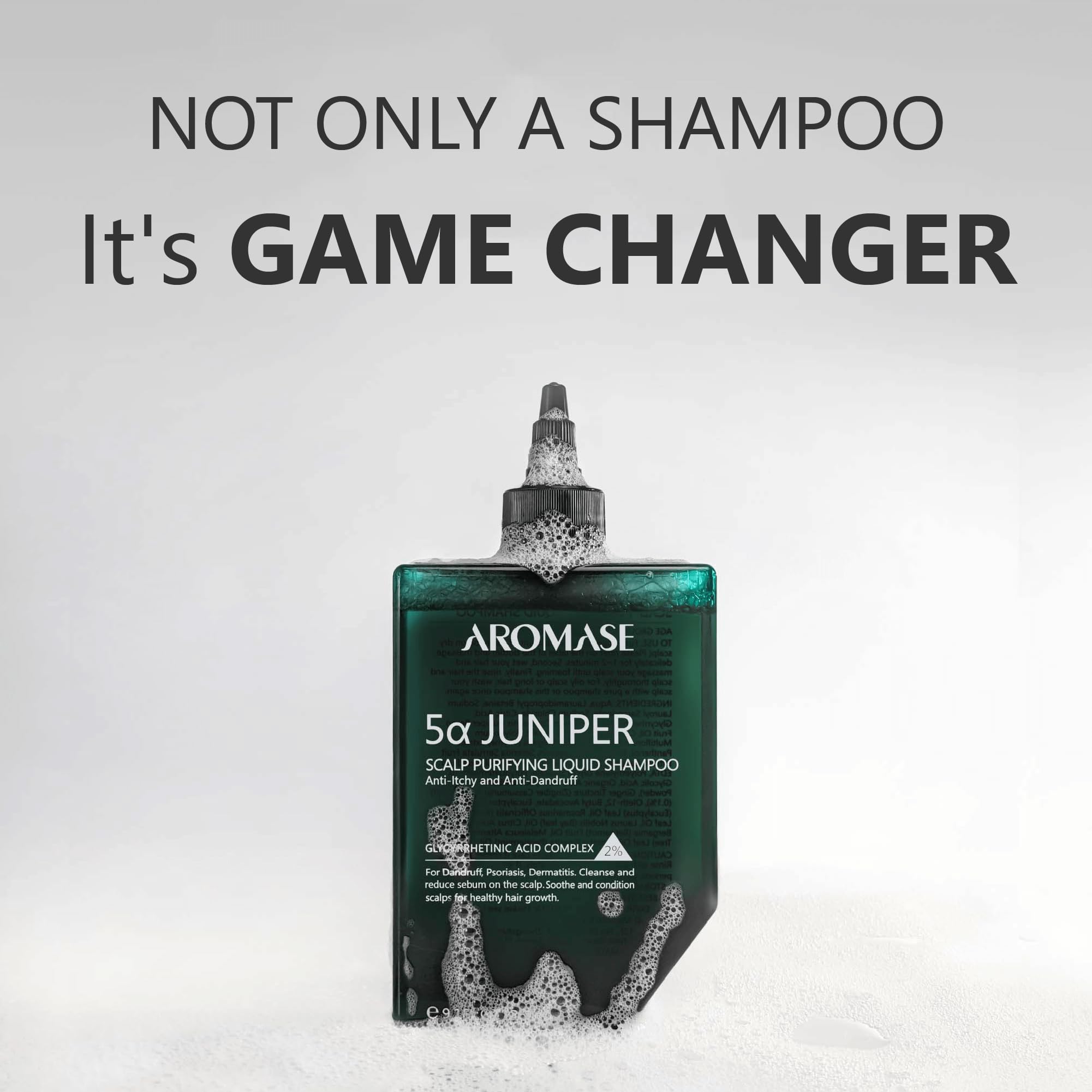 Aromase 5 Juniper Purifying Liquid Shampoo closeup shows soothing balanced formulation.