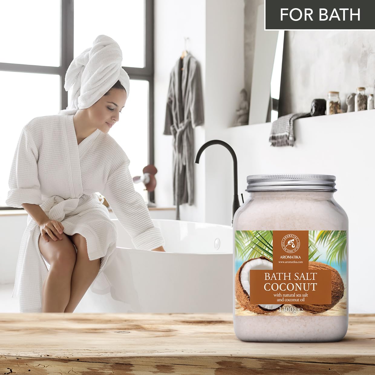 AROMATIKA Coconut salt on skin during bath showing moisturization claim