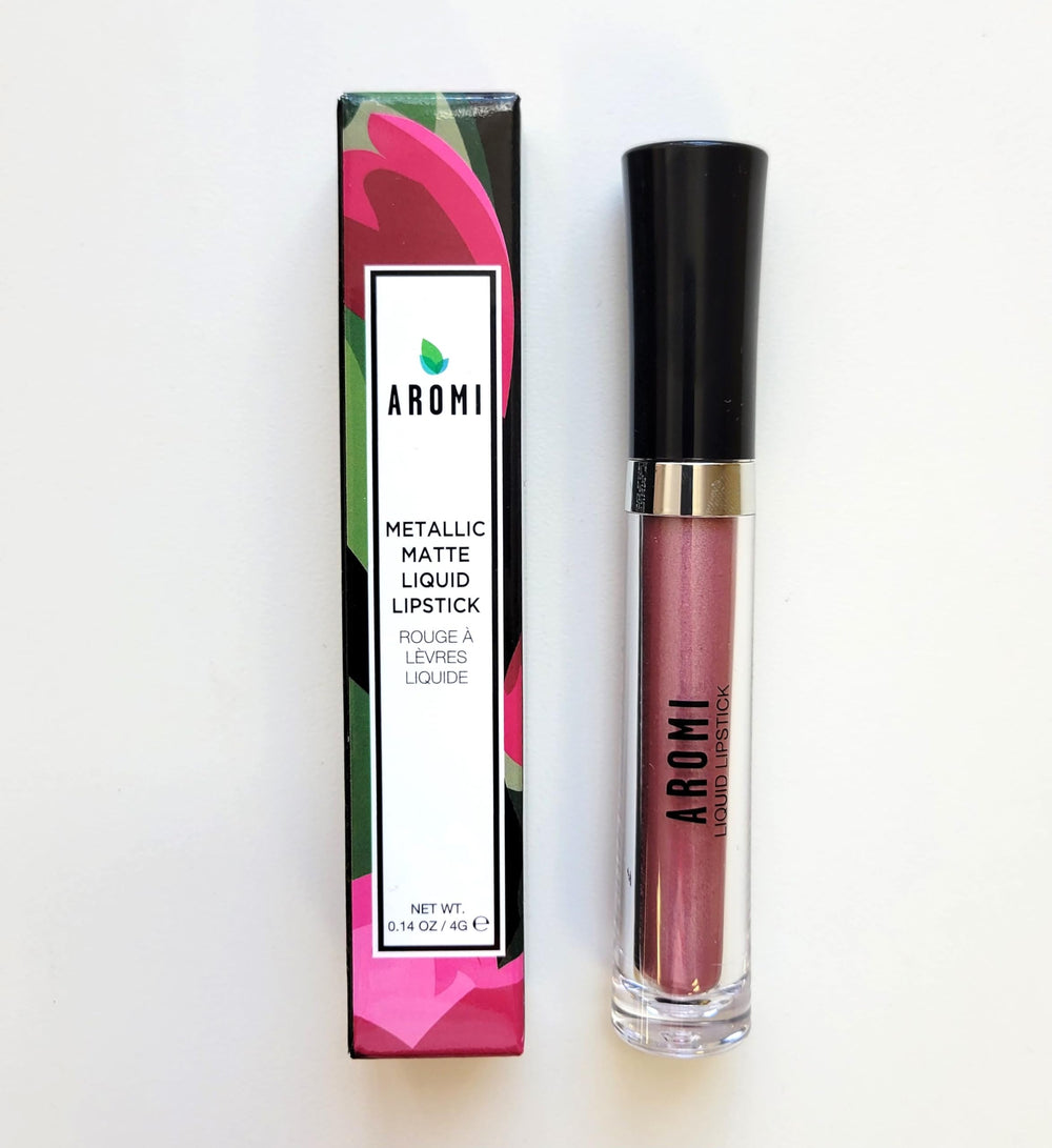 Aromi Alpine Bloom lip close-up with radiant shimmer.
