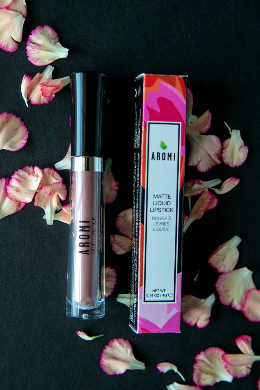 Aromi Desert Taupe lipstick tube front highlights premium craftsmanship and vegan formulation