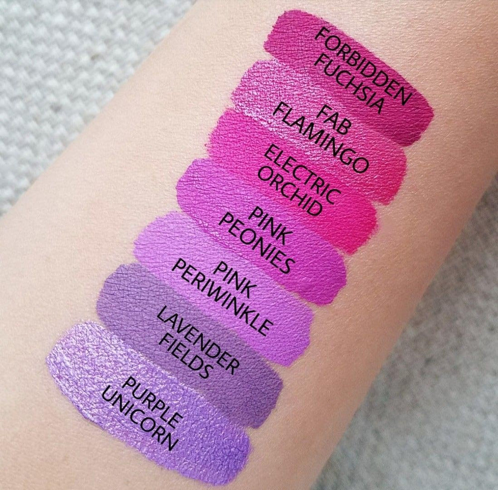Aromi Fab Flamingo swatches show vibrant metallic pink shade.