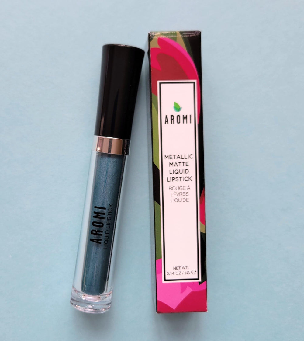 Aromi formula without parabens and sulfates for gentle daily wear.