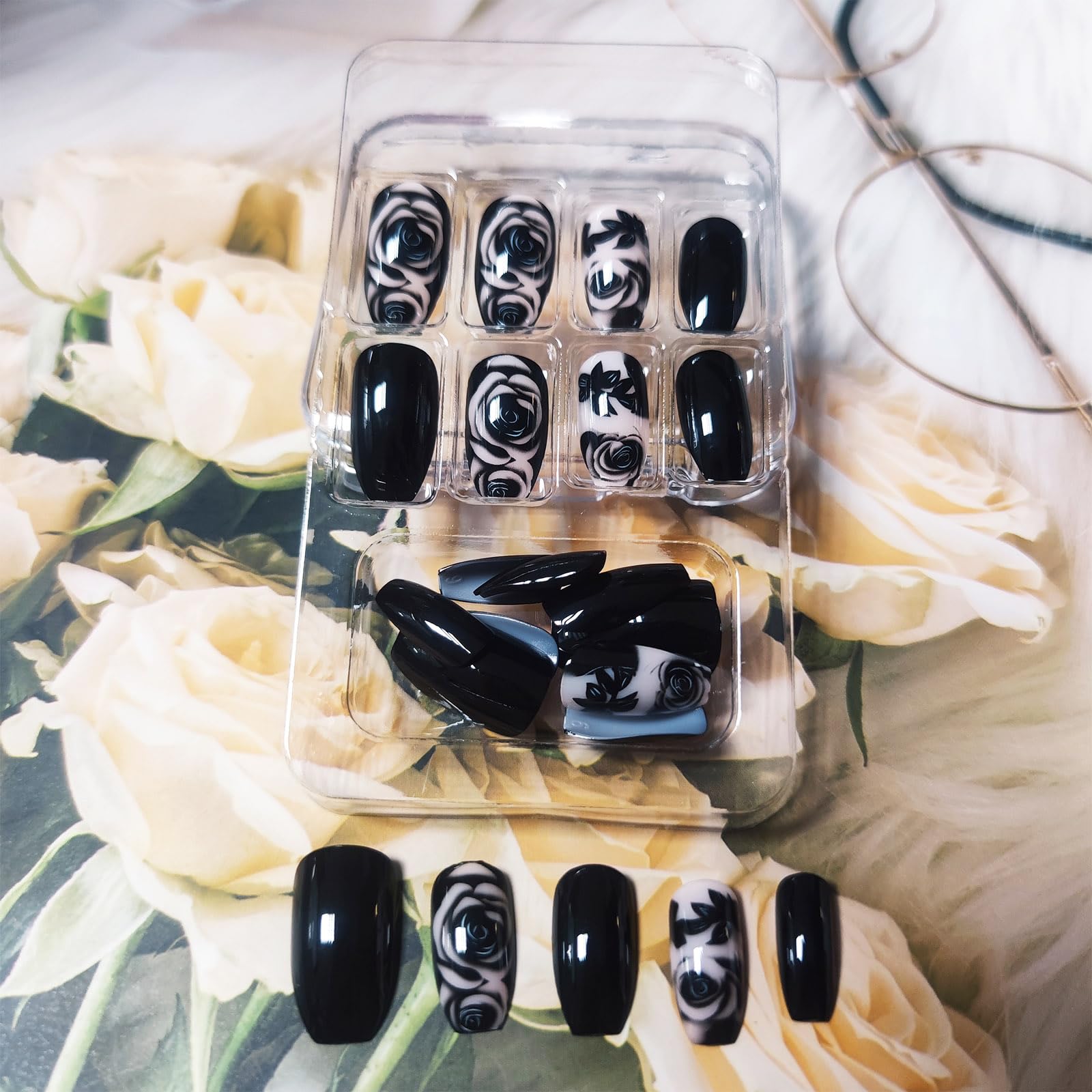 Beautifully designed AROVFAM press-on nails ready for wear