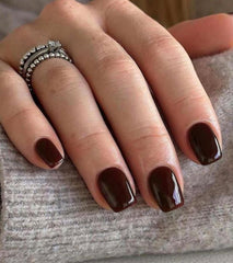 Artquee adhesive tabs and tools included for easy at-home manicure