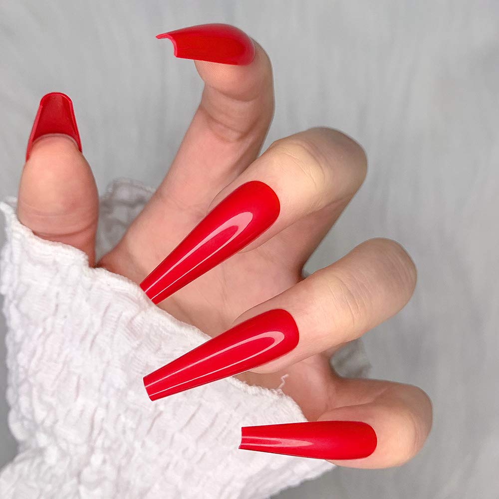 Artquee red press-on nails for party-ready, elegant looks.