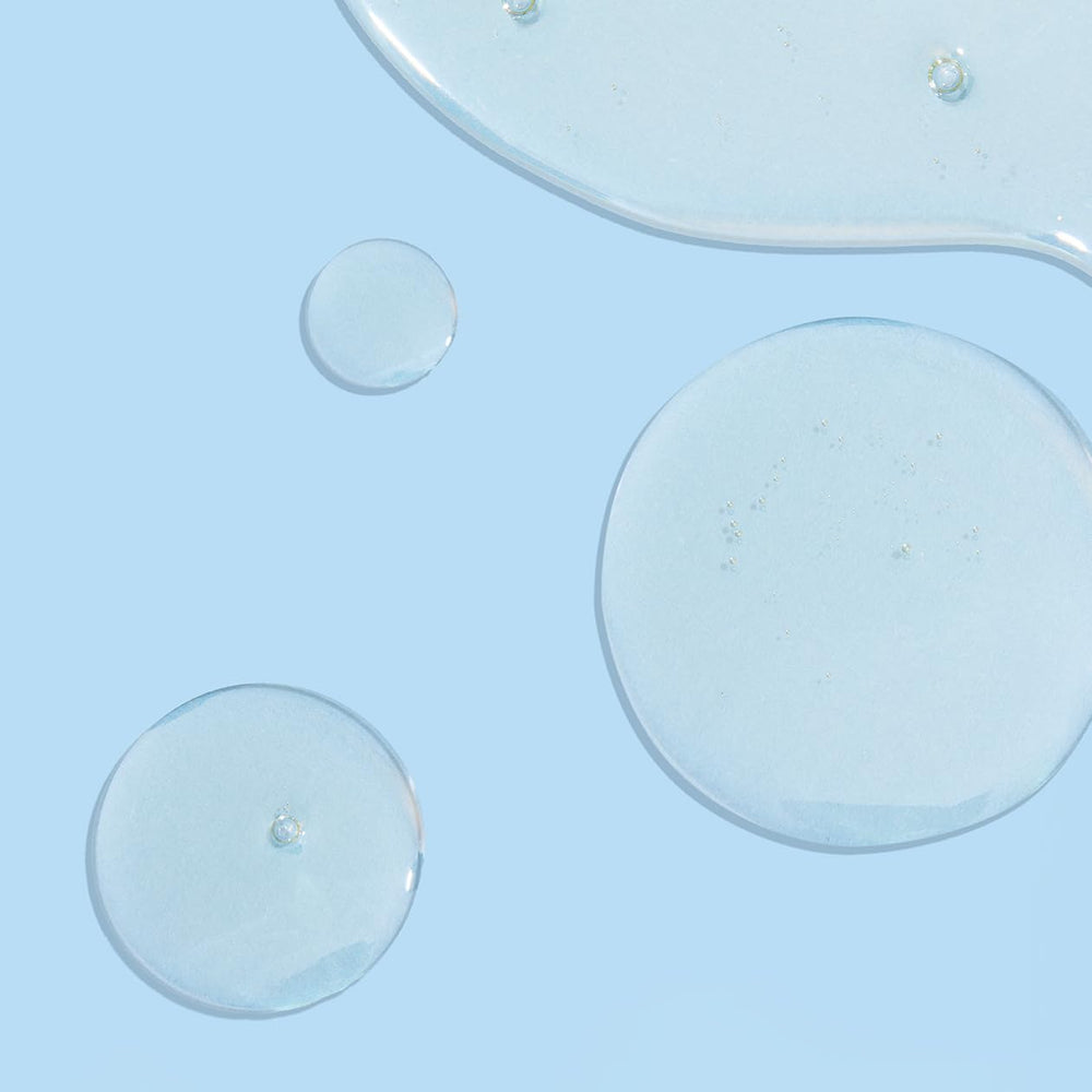 As I Am Bond Oil porosity close-up—improves hair resilience.
