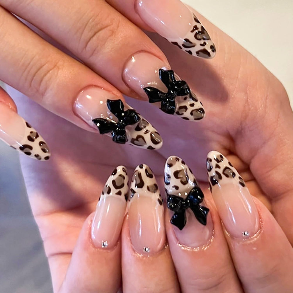 Ashowner press-on nails 12 sizes ensure a precise fit for most nail beds.