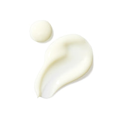 Augustinus Bader Retinol Serum pump action demonstrates precise application for smoother texture