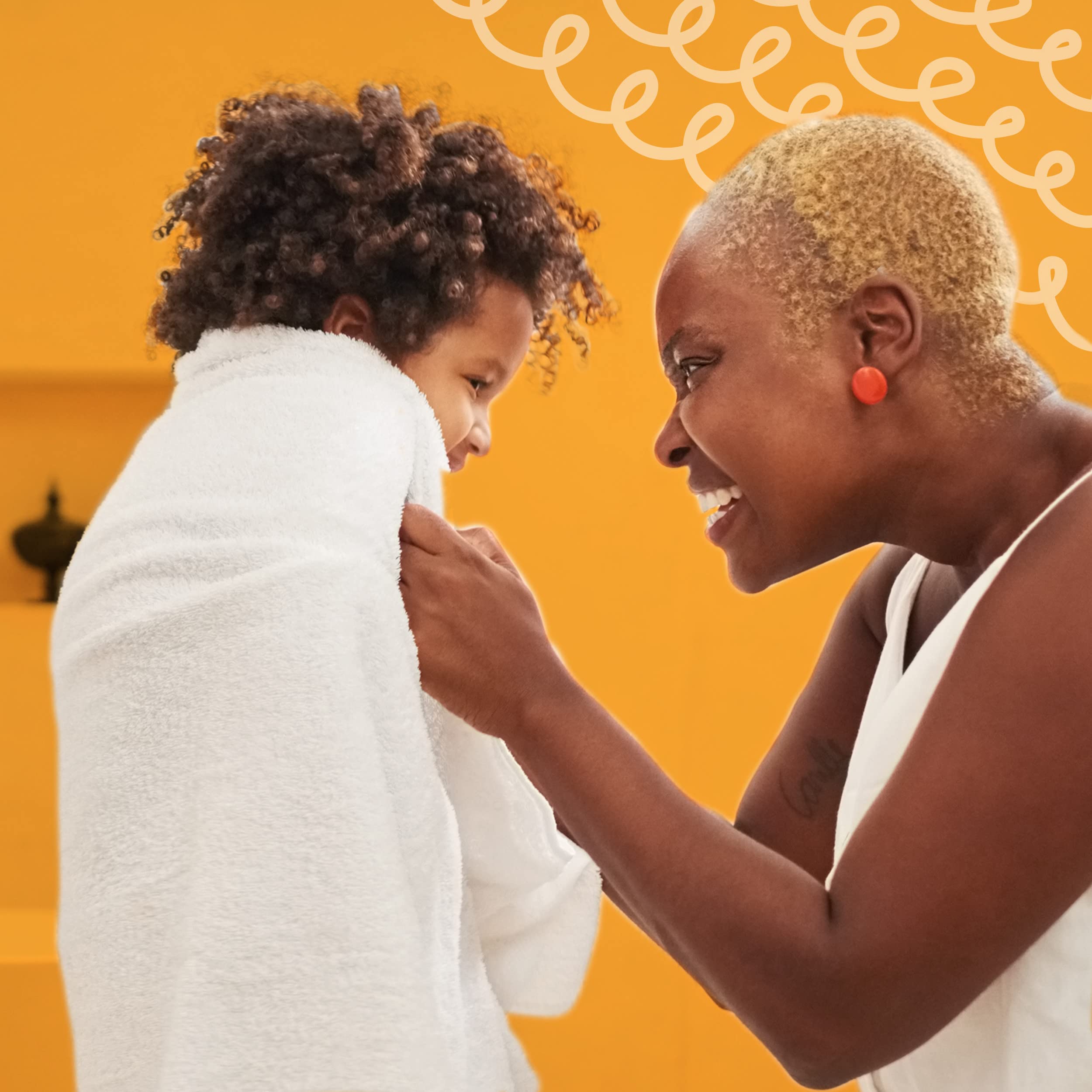 Aussie Kids tropical-scent hair care scene – kids enjoy the scent during routine