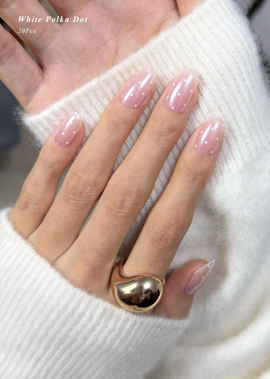AutyaMee pearl gel nail strip for an elegant DIY manicure.