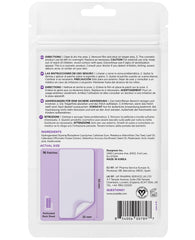 AVARELLE Nose patch on skin with targeted pore coverage