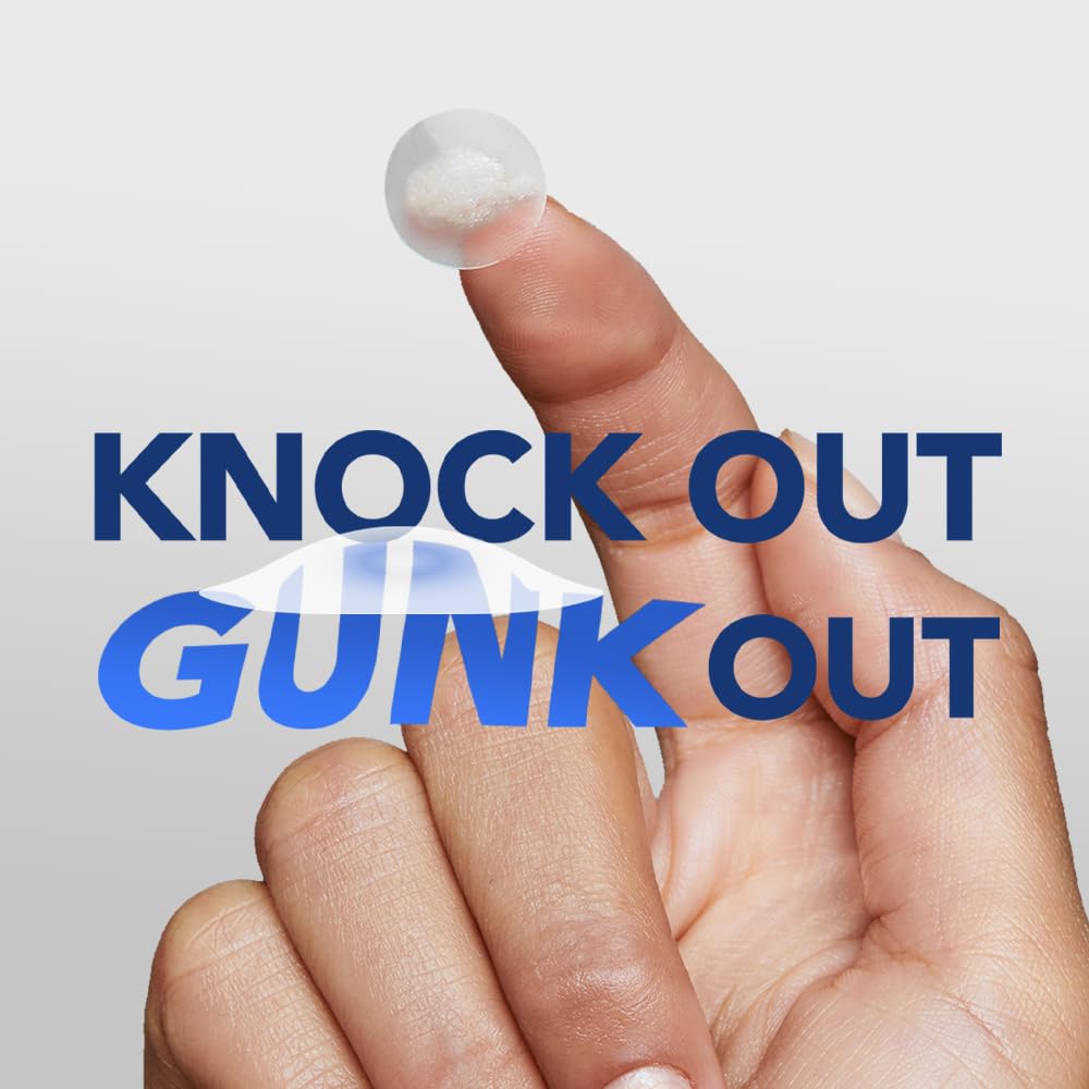 AVARELLE Gunk Out patch before-after sequence showcases zit reduction.