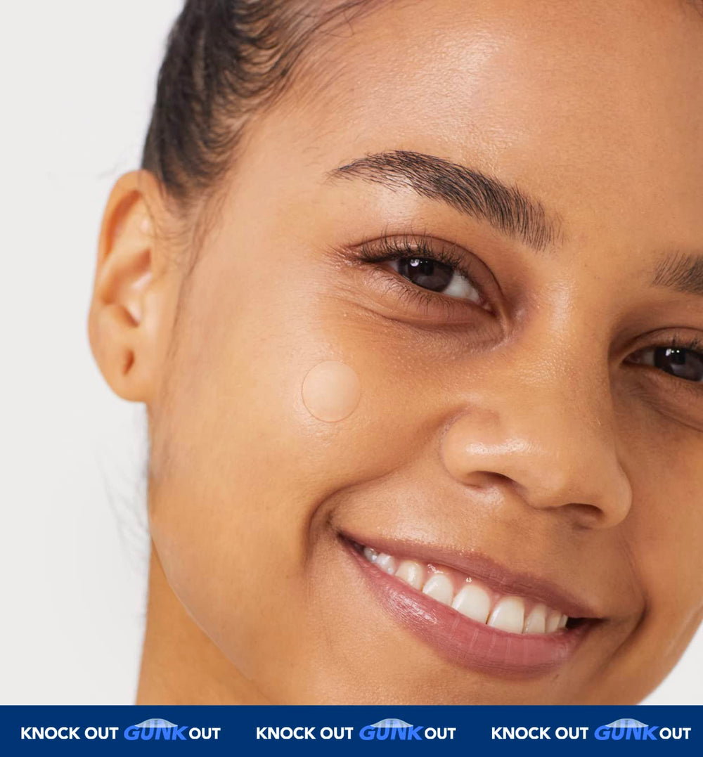 AVARELLE Gunk Out patch hydrocolloid layer detail emphasizes protective barrier.