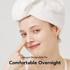 Pansement nasal Avarelle ZitOut fin et compact, s’adaptant au nez.
