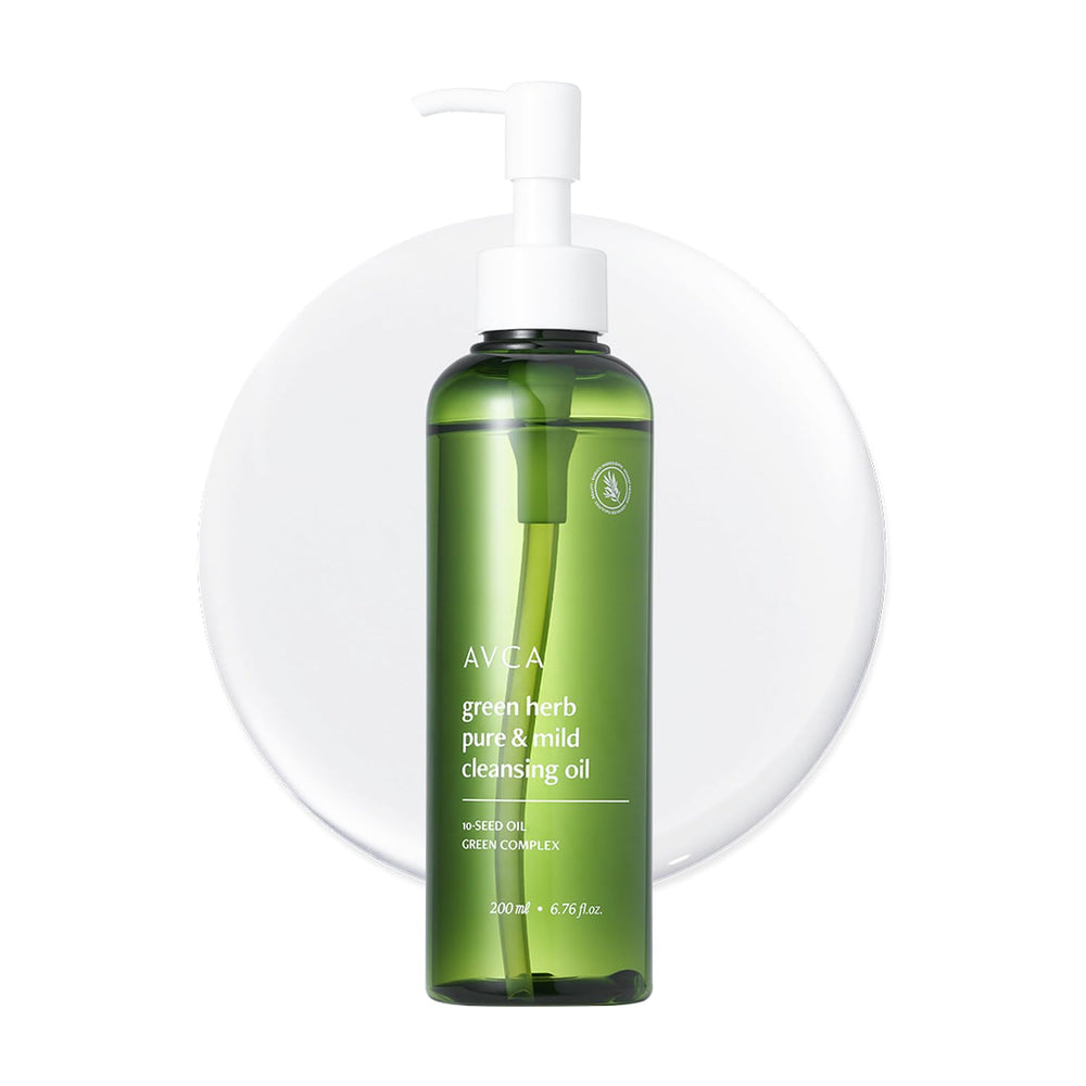 AVCA Green Herb Blackhead Cleansing Oil bottle ready for quick makeup removal and refresh.