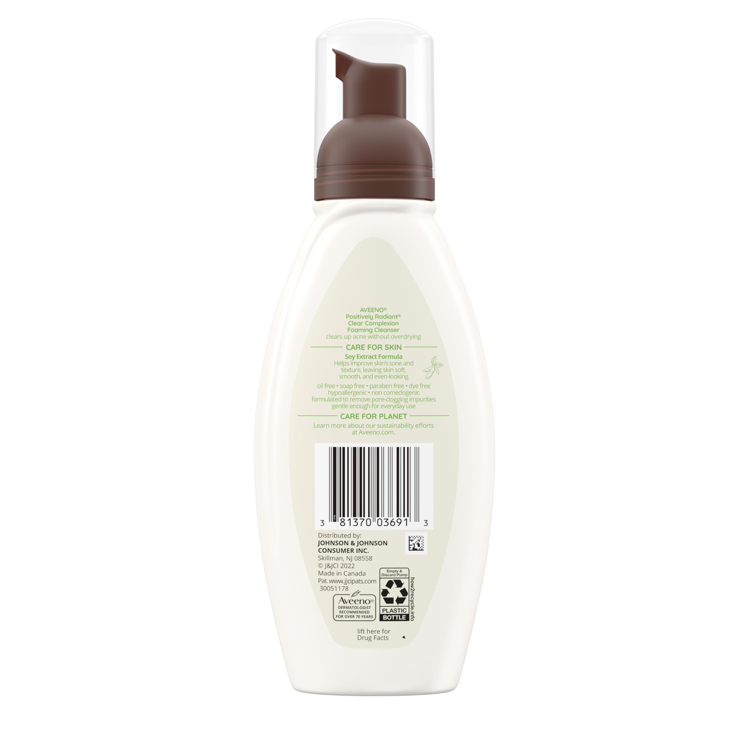 Aveeno non-comedogenic face wash shown in a bathroom setting.