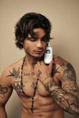 Avenue Man sea salt spray on hair for frizz control.