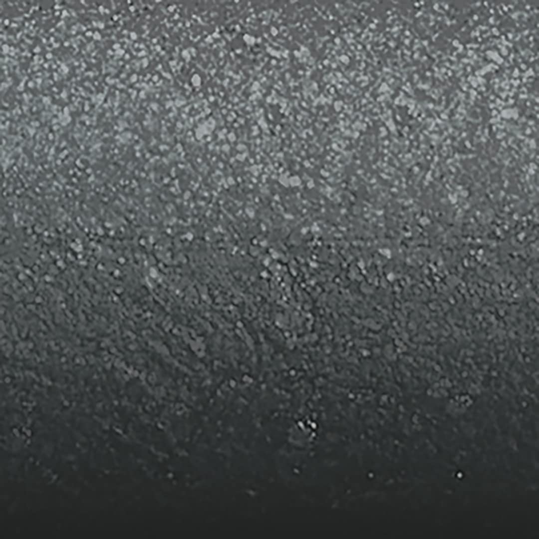 AVON Glimmerstick Eyeliner Saturn Grey bold cat-eye inspiration.
