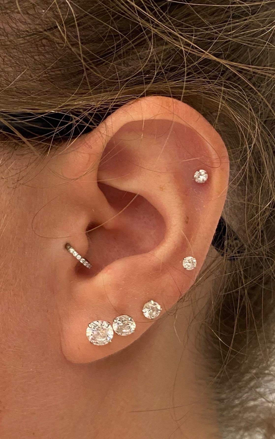 AVYRING at-home piercing kit offering a complete DIY solution