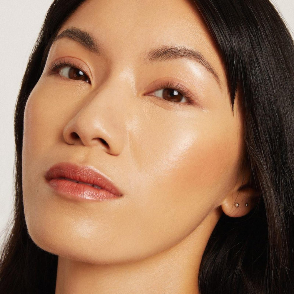 Axiology Fungdation compact 11-3g emphasizes daily-use practicality.
