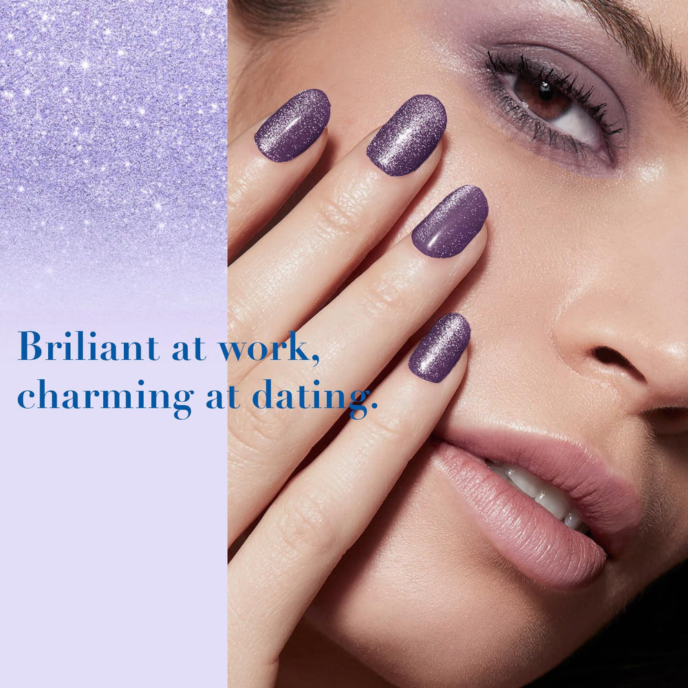 AZUREBEAUTY dip powder dries without lamps for quicker, skin-friendly results.