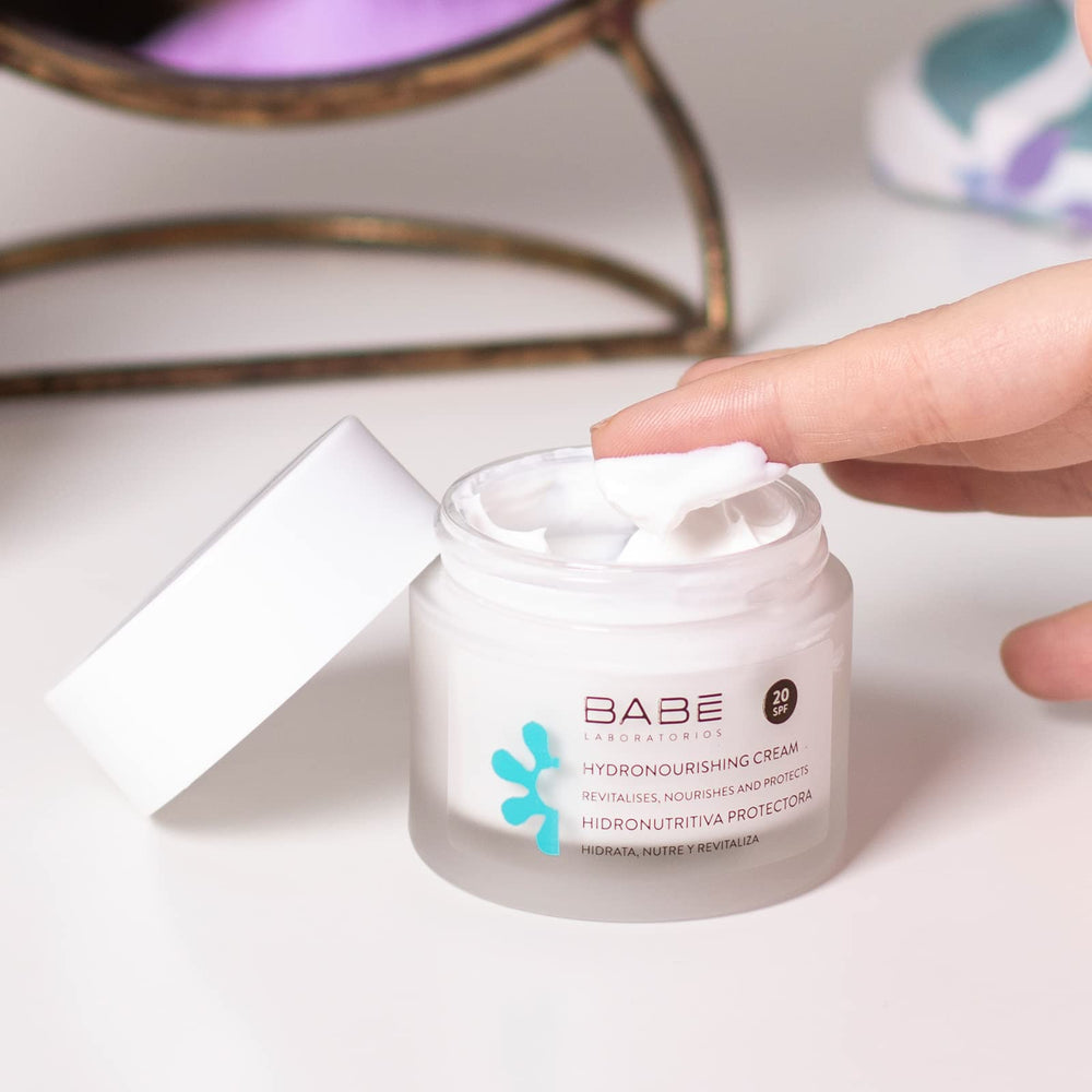 Babe Hydronurishing Cream SPF20 applied on skin shows even layering.