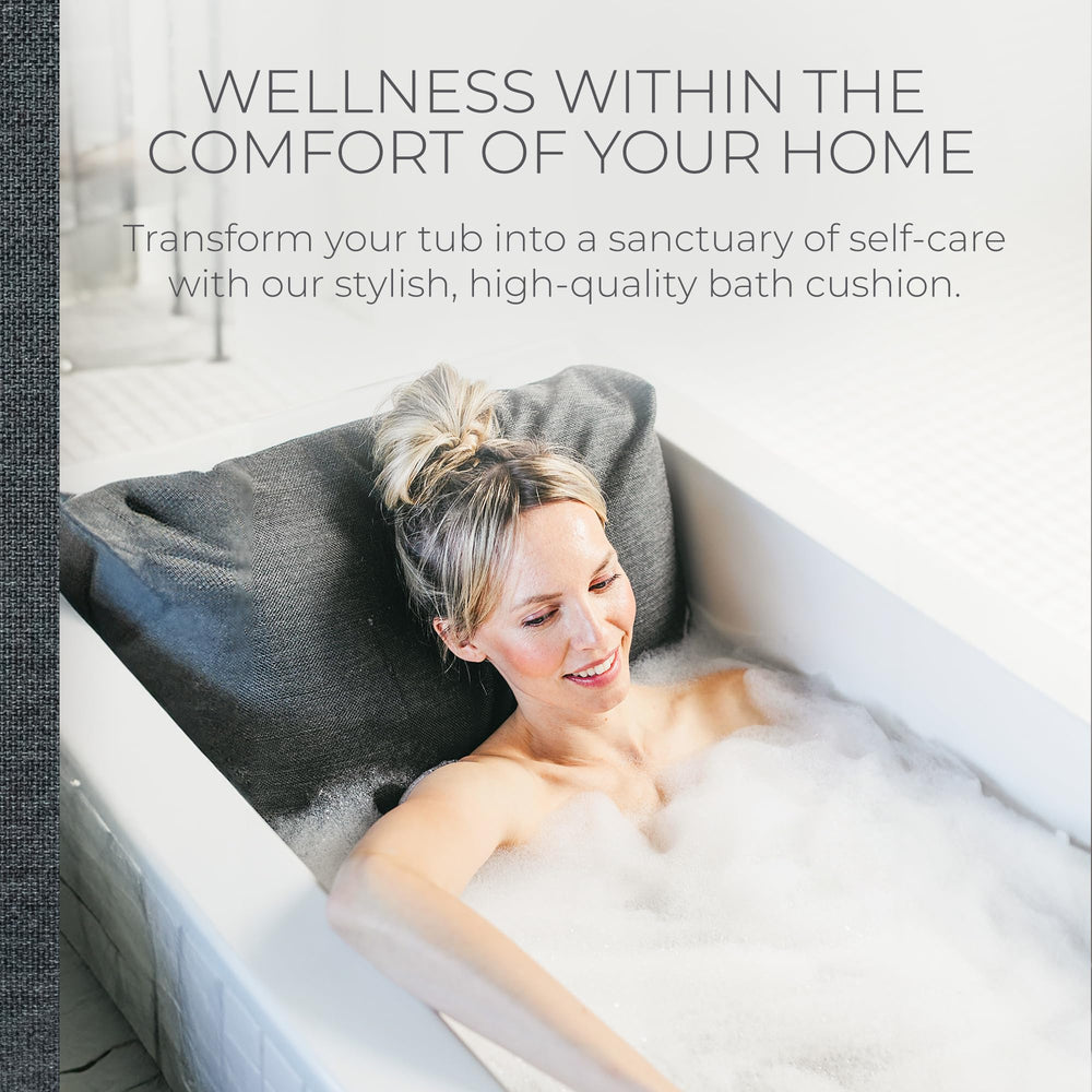 BADESOFA bath pillow shows machine-washable inner cushion for easy care.