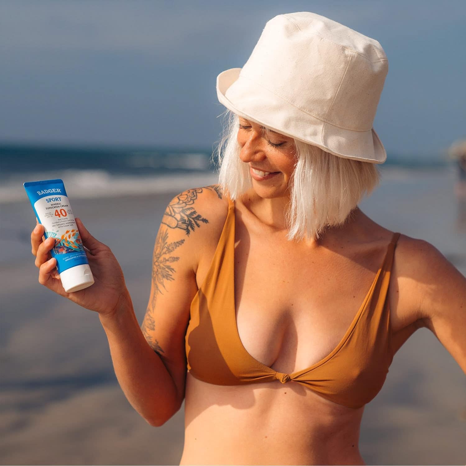 Badger Reef Safe Sunscreen reef-friendly design without oxybenzone preserves coral-friendly sun care.