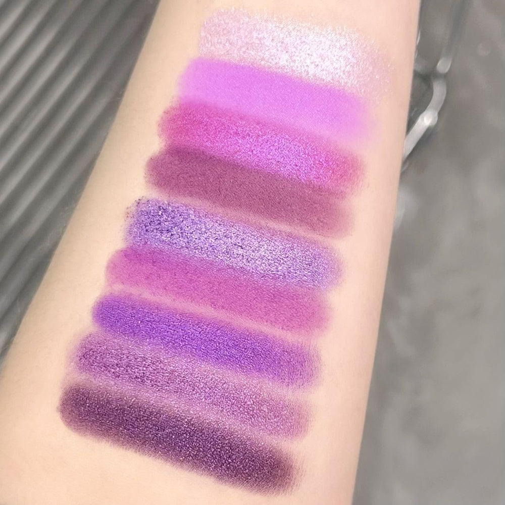 BAISEN DIARY eyeshadow stays vibrant with crease-resistant formula.