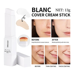 Bangfeng glass-skin finish gives dewy radiance in soft daylight.